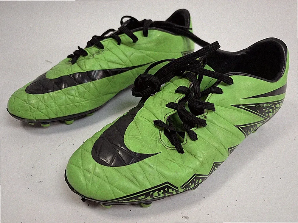 Nike Hyper Venom Soccer Cleats, Green, Size 9