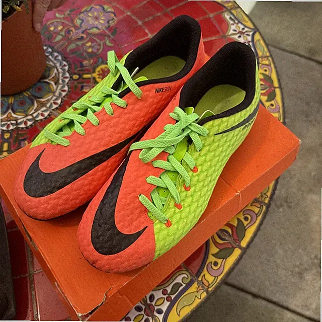 Nike Hypervenom JR Youth Nike skin Soccer Cleats Green Orange Sz 5.5Y