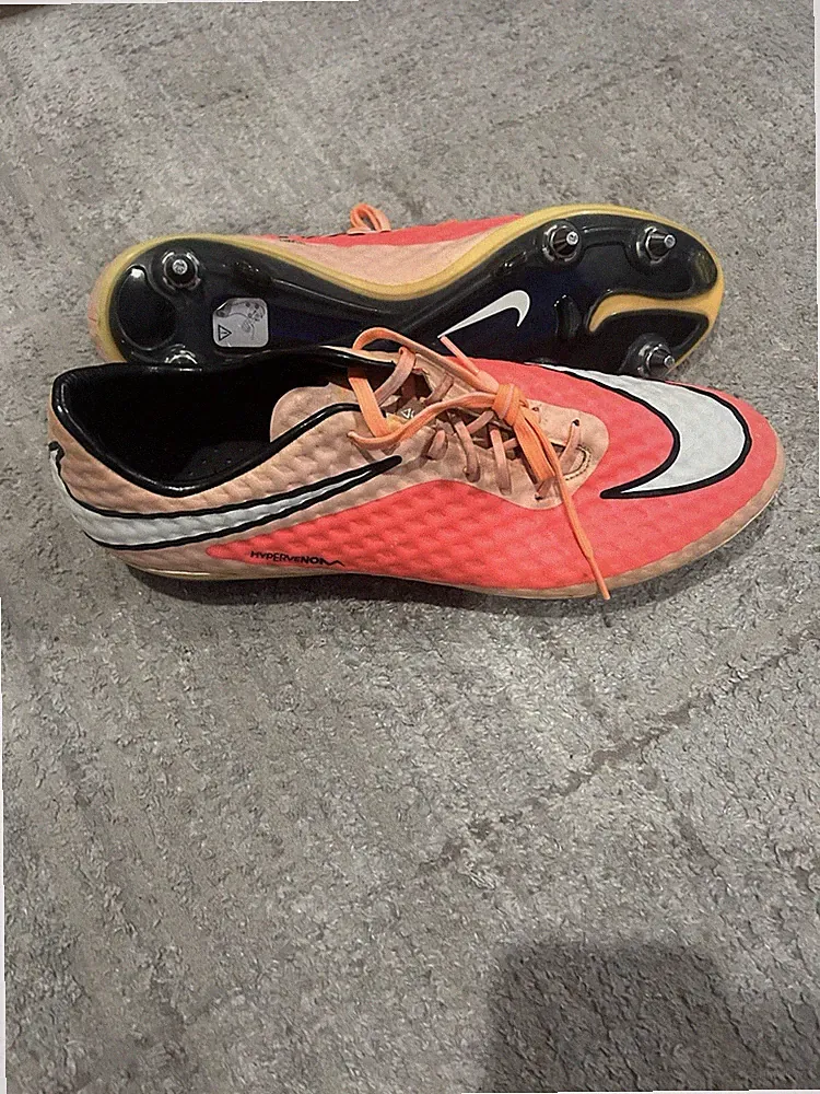 Nike Hypervenom Phantom 1 SG Peach Soccer Cleats Size 12.5