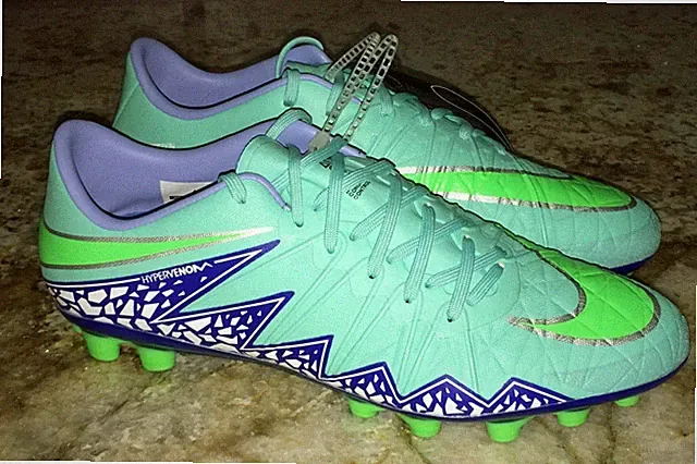 NIKE Hypervenom Phantom II AG Hyper Turquoise Green Soccer Cleats Womens Sz 8.5