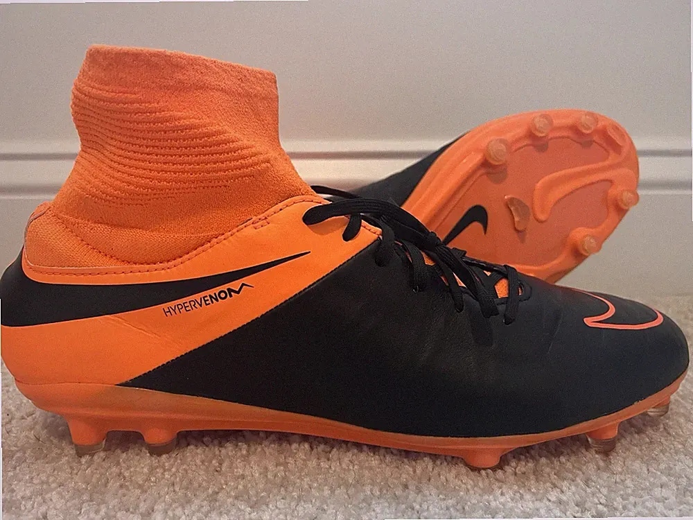 Nike Hypervenom Phatal 2 AG Leather Soccer Cleats Size 9.5