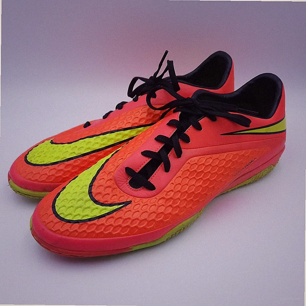 Nike Hypervenom Phelon Indoor Soccer Cleats Mens Size 12 Crimson 599849-690