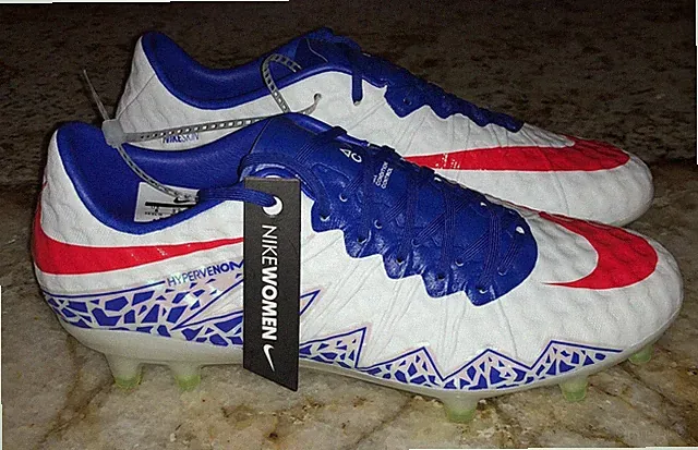 NIKE Hypervenom Phinish FG White Royal Blue Crimson Soccer Cleats NEW Womens 6