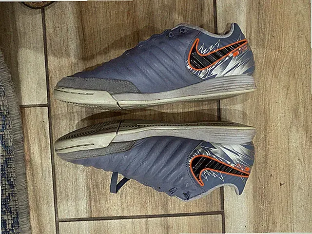 Nike Indoor Soccer Cleat Youth Gray Leather