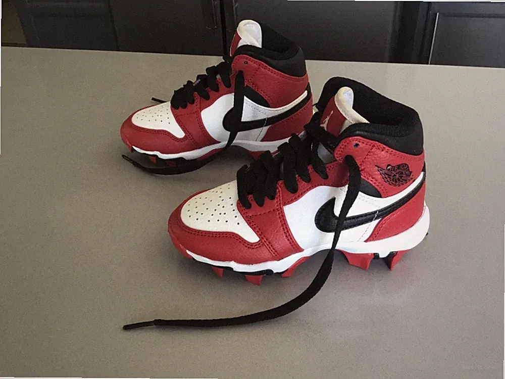 Nike Jordan 1 Kid's Cleats 10C Multisport White/Red New No Box