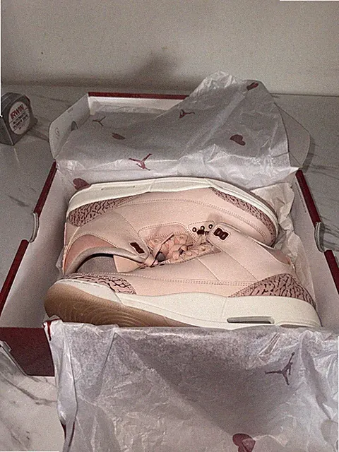 Nike Jordan 3 Retro Coral Pink Sail Treat Yourself Women Size 12 HJ0178-600