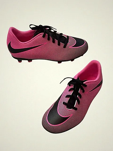 Nike Jr. Bravata II Firm-Ground Hot Pink Black Soccer Cleats Girls size 5.5Y