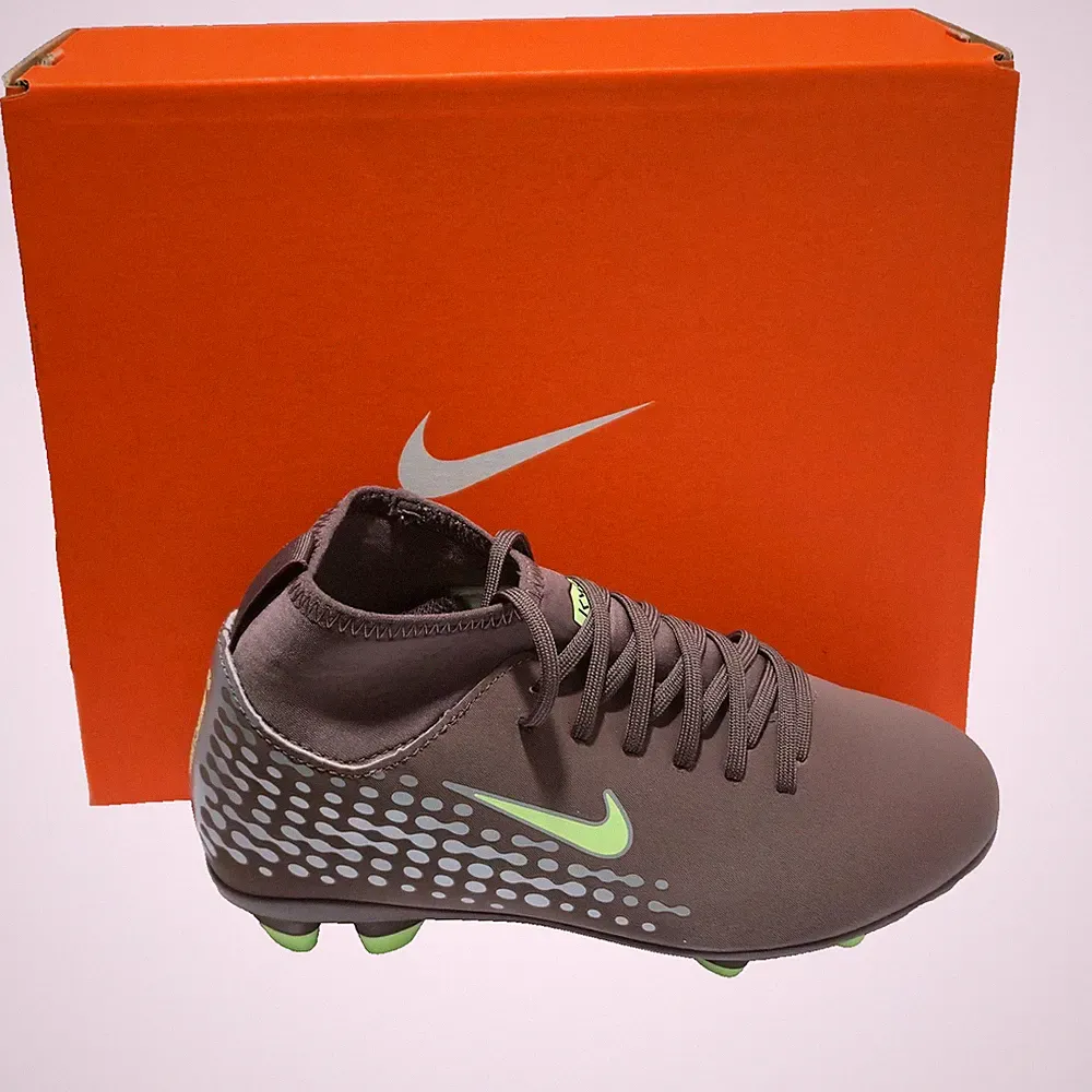 Nike Jr. Kids Mercurial Superfly 10 Club Kylian Mbappe Football Soccer Cleats 2Y