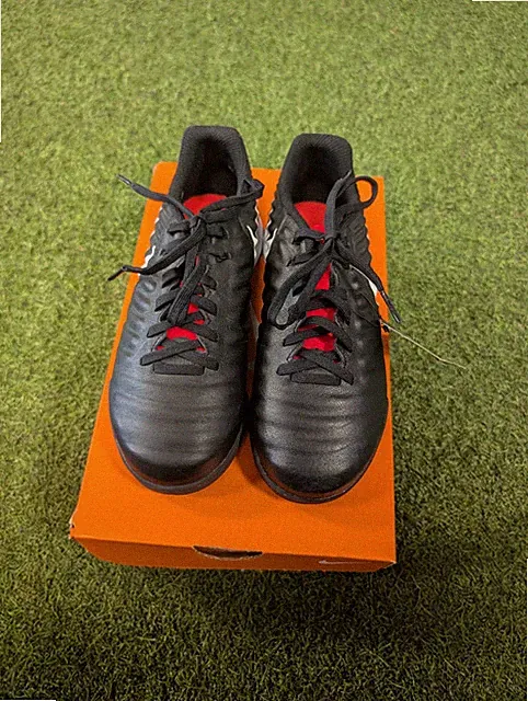 Nike Jr Legend 7 Academy Indoor Soccer Shoe - Black/Red/White