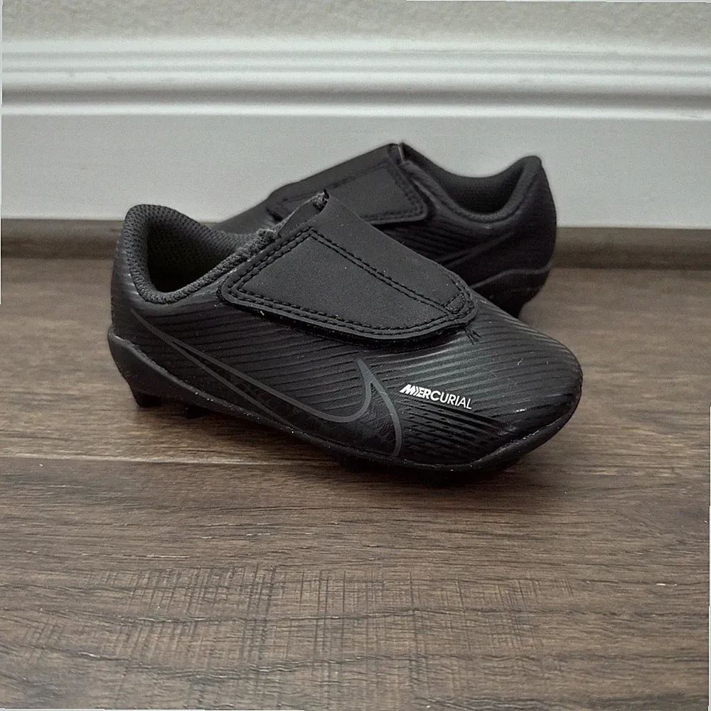 Nike JR Mercurial Soccer Cleats Black DJ5964-001 Kids Size 8.5C Children's Youth