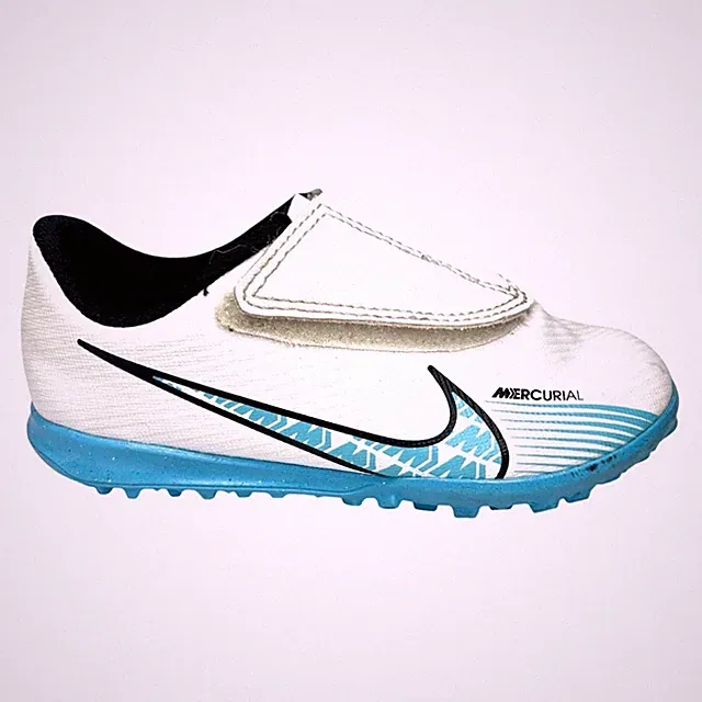 Nike Jr. Mercurial Vapor 15 Club Turf Football S9C White Baltic Blue DJ5966146