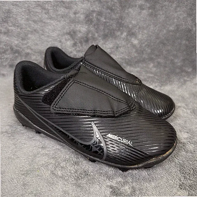 Nike Jr Mercurial Vapor 15 Club Turf Football Triple Black 13c