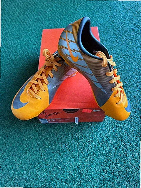 Nike Jr Mercurial Victory II FG Kids' Soccer Shoe - Orange/Silver
