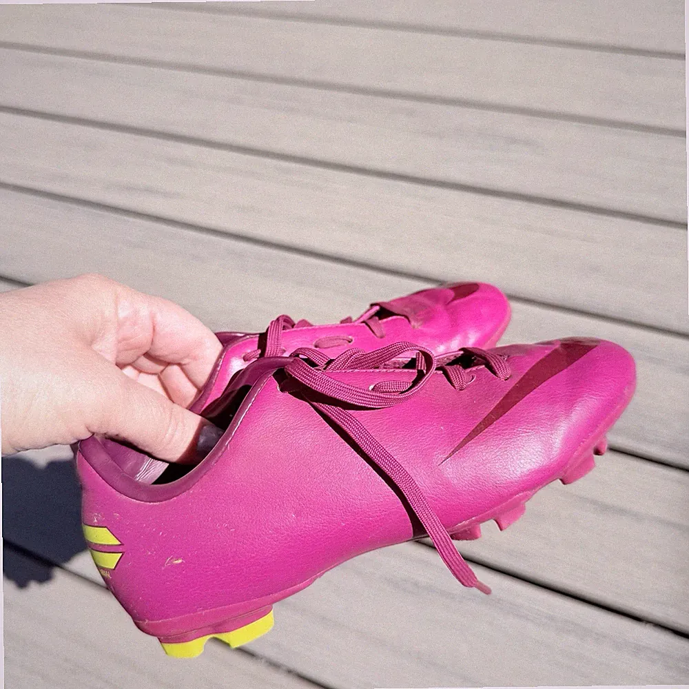 girls soccer cleats size 1