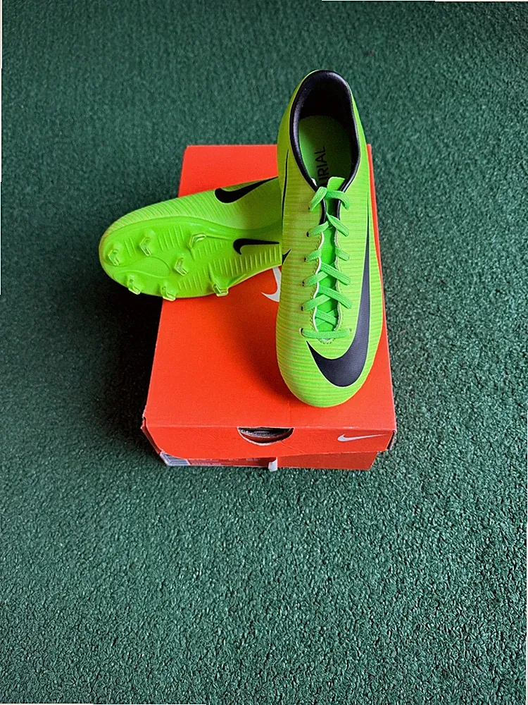 Nike Jr Mercurial Victory VI FG Kids' Soccer Shoe - Green/Black