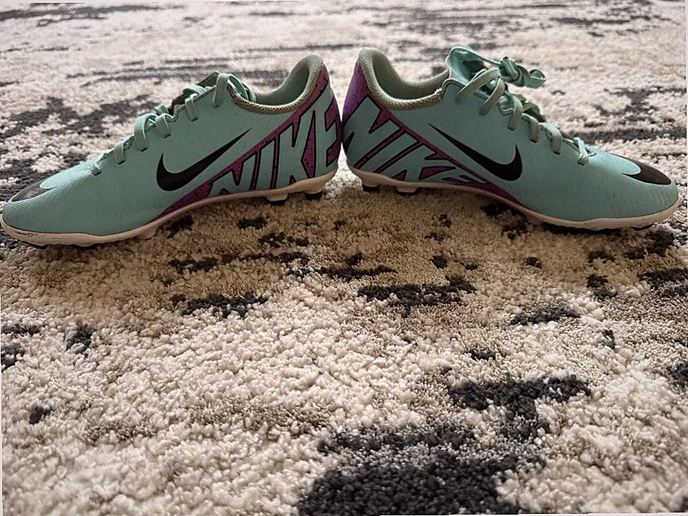 Nike Jr Mercurial Zoom Vapor 15 Academy Turf Soccer Cleats Size 2Y DJ5958 300