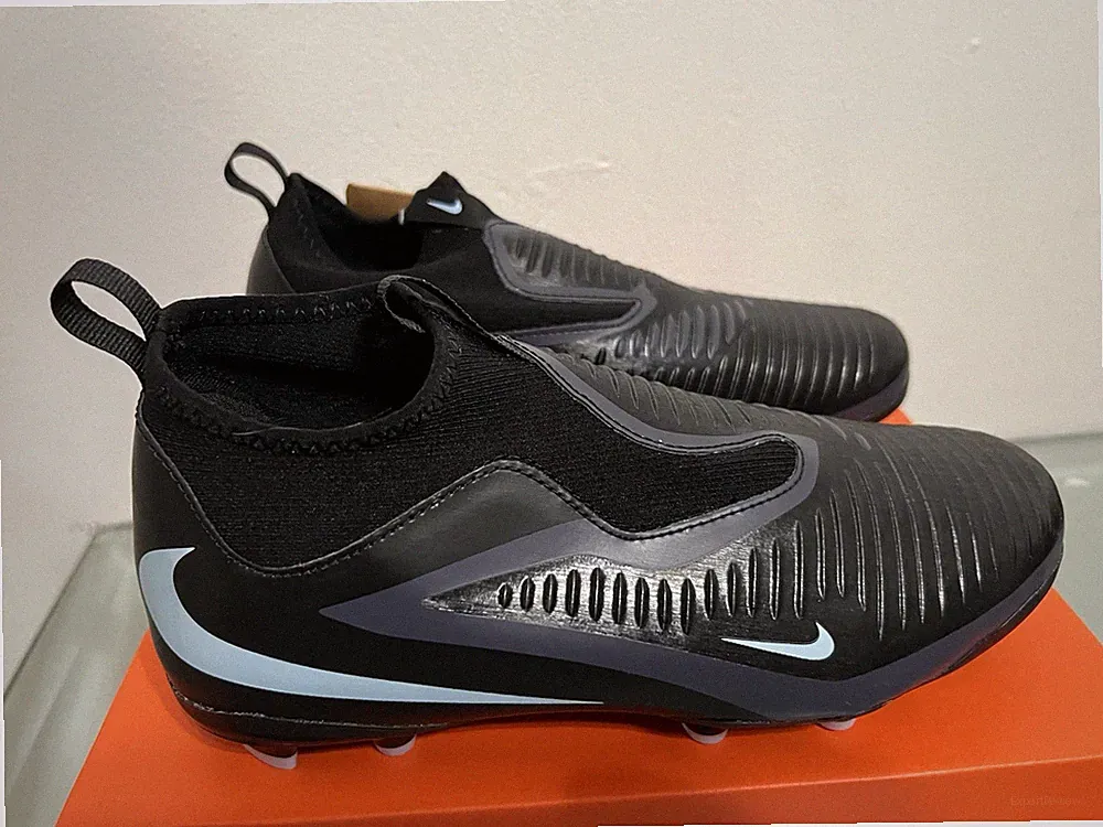 Nike Jr. Phantom 6 High Academy Big Kids' Multi-Ground Soccer Cleats