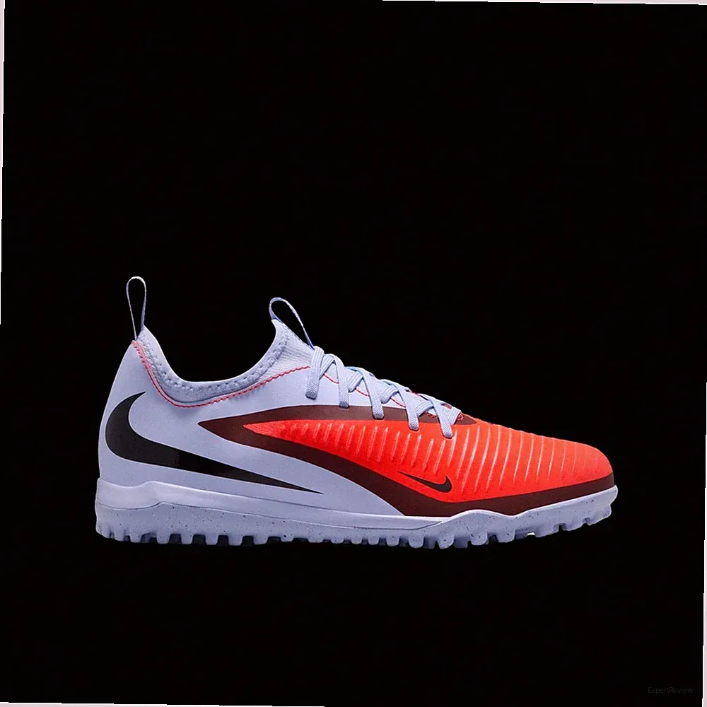 Nike Jr. Phantom 6 Low AcademyOlder Kids' Turf Football Shoes Size 5.5