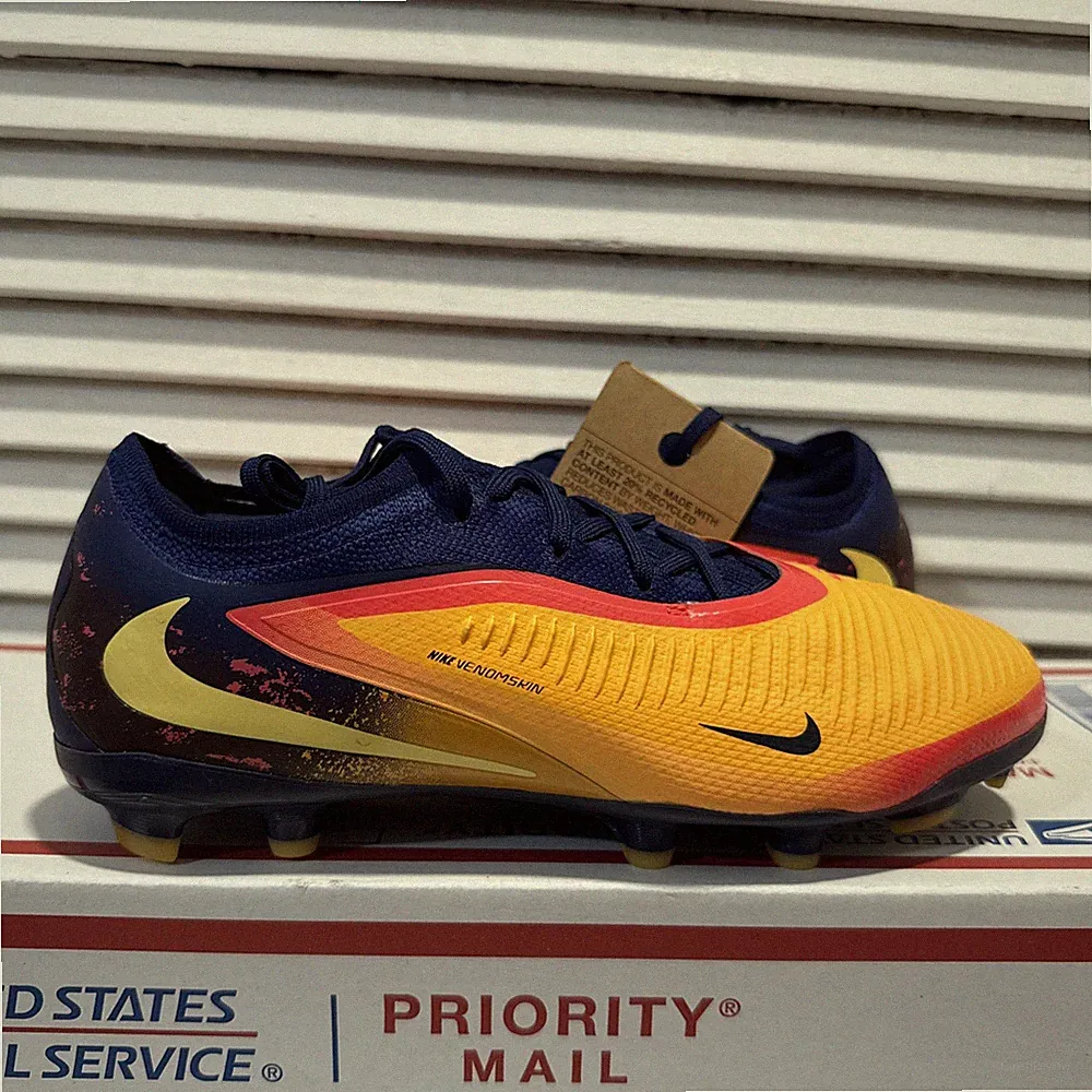 Nike Jr. Phantom 6 Low Pro Haaland MG Soccer Cleats Kids Size 5.5Y HQ2047-800