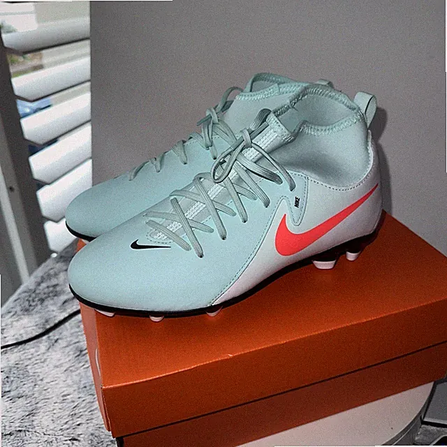 Nike Jr. Phantom Luna 2 Club FG/MG High-Top Soccer Cleats Mint Atomic RedOff 5.5