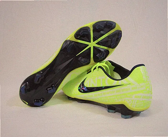 Nike JR Phantom Venom Elite PWR FG ACC Volt Soccer Cleats Sz 4.5Y NEW AO0401 717