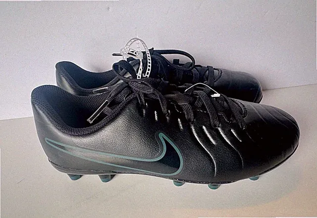 Nike Jr. Tiempo Legend 10 Club Little/Big Kids' ⚽️🔥DV4352-002⚽️SZ 2.5Y 15%oFF