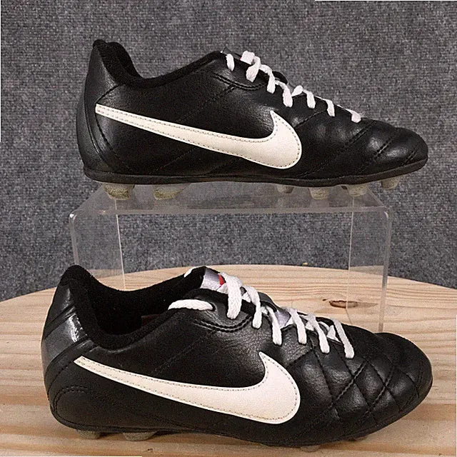 Nike Jr. Tiempo Rio FG Soccer Cleats Shoes Child 13 Black Leather 509035-010