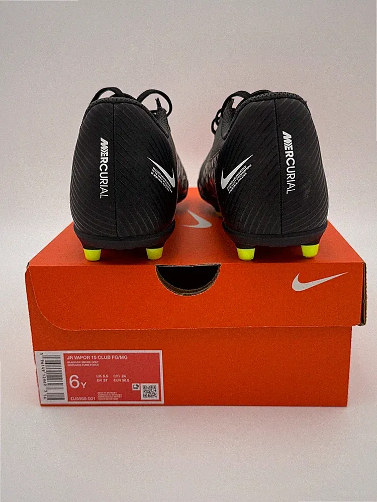 Nike Jr Vapor 15 Club FG/MG Soccer Cleats Black Volt Youth 6Y DJ5958-001 NIB