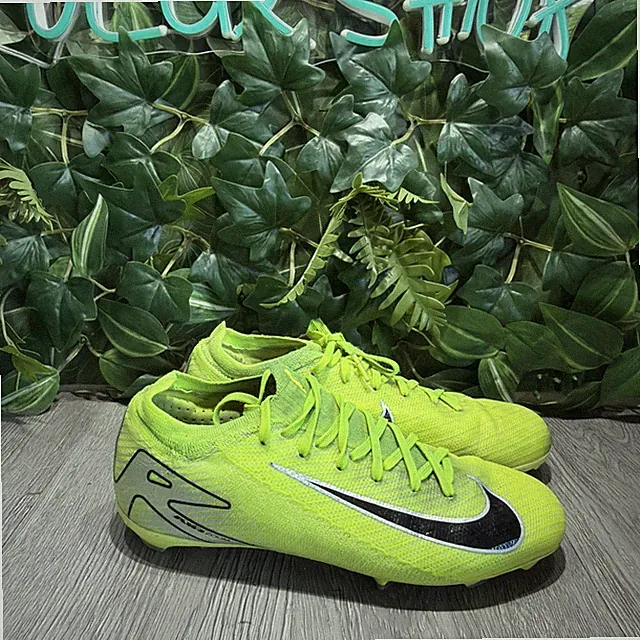 Nike Jr Zoom Mercurial Vapor 16 Pro Kids FG Low Soccer Cleats Sz 4Y HF5448-700