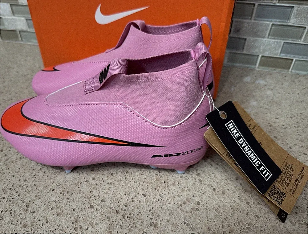 Nike Jr Zoom Superfly 10 Academy FG/MG Soccer Cleats Pink Youth Sz 3Y New