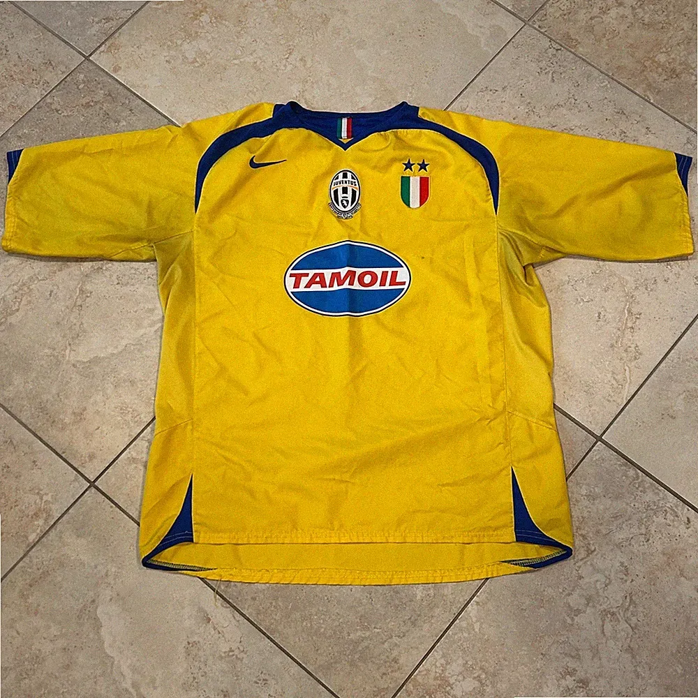 Nike Juventus Football Club Soccer Away Jersey Mens XL Yellow Tamoil Soccer
