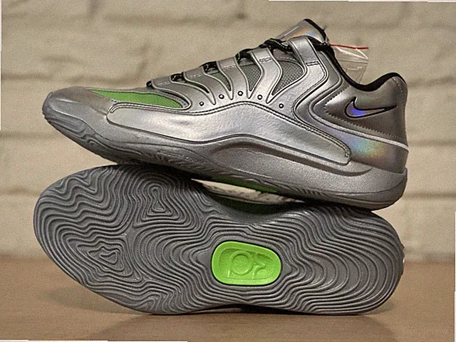 Nike KD 18 EYBL Rocket Power Metallic Silver Green Strike IF2519-001 Men Sz 10.5