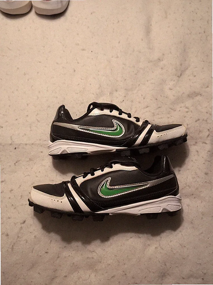 Nike Kid's Power Channel Black White Cleats Youth Size 5.5Y 333781-011