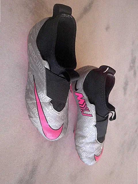 Nike Kids Zoom Mercurial Superfly 9 Academy FG Silver/Pink FJ2034-060 Size 2.5Y