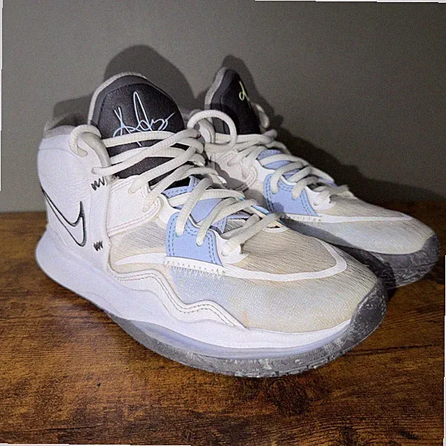 Nike Kyrie Infinity “Smoke and Mirrors” CZ0204-102 Size 5