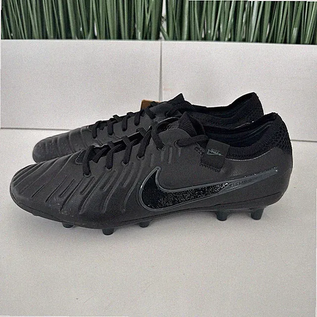 Nike Legend 10 Elite AG-PRO NBY Black Soccer Cleats Mens Size 7/ Womens Size 8.5