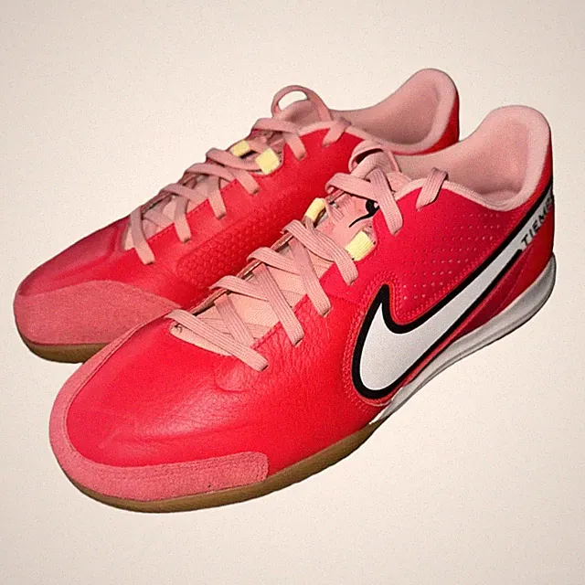 Nike Legend 9 Academy Turf Siren Red Indoor Soccer Shoes DA1190 -618 Men Sz 11