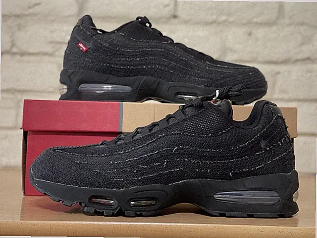 Nike Levi's x Air Max 95 OG Black Anthracite Red HM4743-100 Men's Size 14 Retro