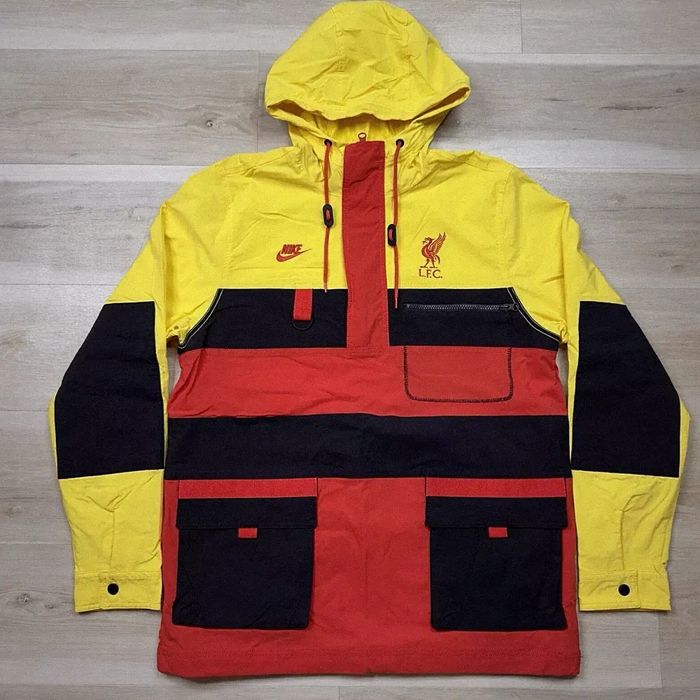 Nike Liverpool FC Jacket Red Yellow Winter Soccer Men's Medium DD9714 703