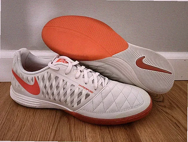 Nike Lunargato II Gato Indoor Soccer Shoes 580456-011 Men's US Size 10 NWOB