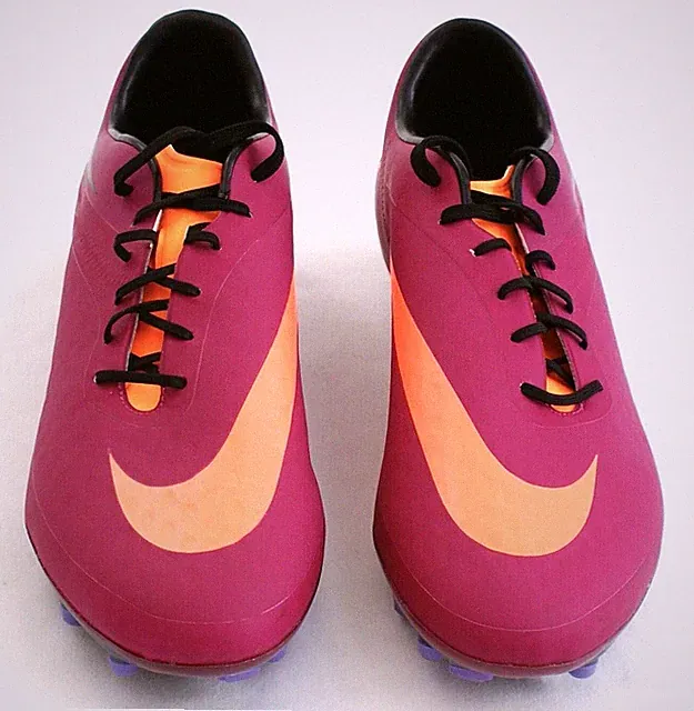 Nike Magenta & Orange Hyper Venom Phatal FG Soccer Cleats Women's NEW