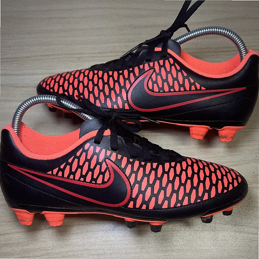 Nike Magista FG Soccer Cleats Women's 8.5 Red Black 2014 Rare 658570-002