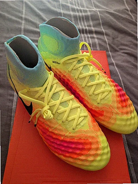 Nike Magista Obra II FG Men's Soccer Cleats Size 10.5