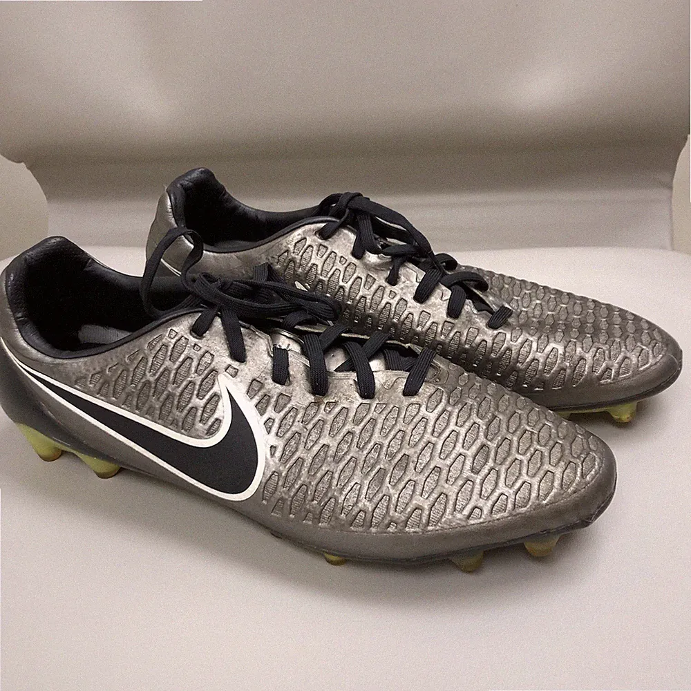 Nike Magista Opus Size 13 Mens Football Soccer Cleats