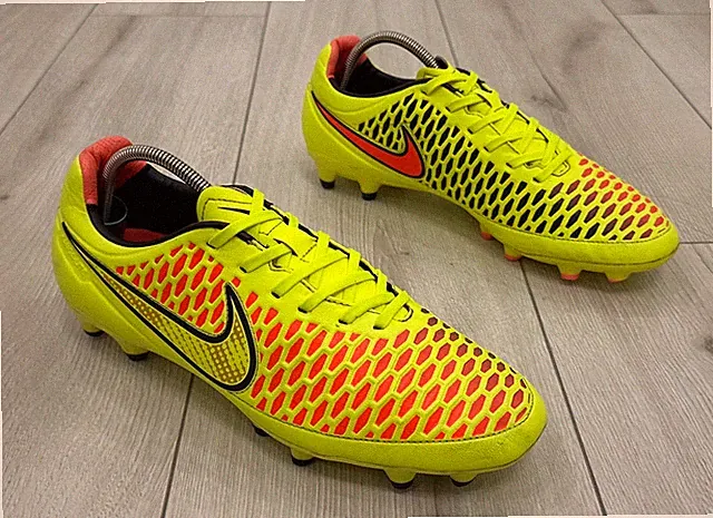Nike Magista Orden FG Volt Hyper Punch 651329-770 Mens Soccer Cleats Size US 9