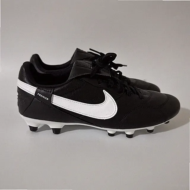Nike Men 5.5/Women 7 Premier 3 Firm Ground Soccer Cleats Black White AT5889-010