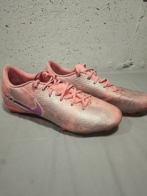 Nike Men Mecurial Vapor 16 Vini JR FG Soccer Cleat Pink IM3645-640