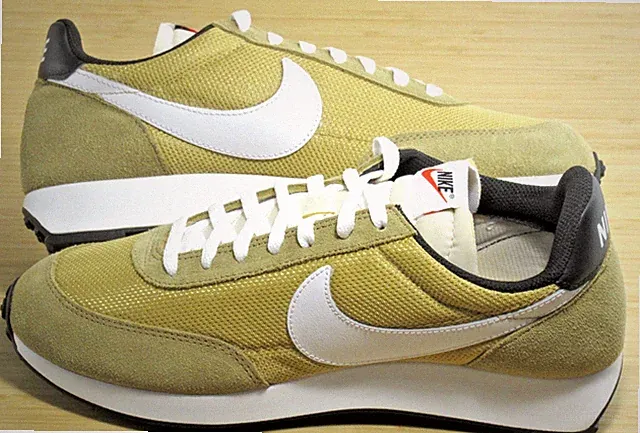 Nike Men's Air Tailwind 79 Retro Sneakers Parachute Beige Gold Size 9.5 NIB