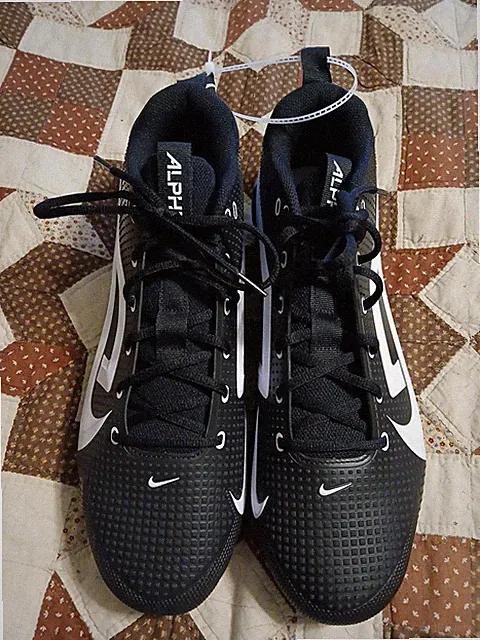 Nike Men’s Alpha Menace 4 FOOTBALL / SOCCER Cleats Black HM8435-001 NEW Sz 15 W