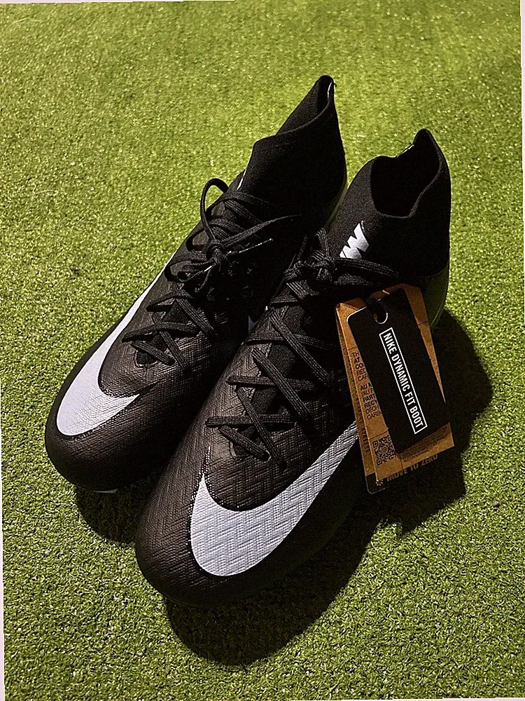 Nike Men's Mercurial Superfly Academy Lace Up Soccer Cleats Black Shadow Pack 10